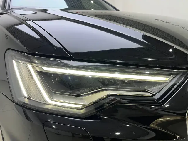 Audi A6L — Фото автомобиля 15