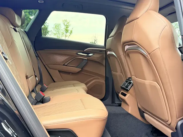 Audi Q5L — Фото автомобиля 6