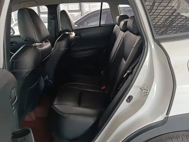 Toyota Corolla Cross — Фото автомобиля 16