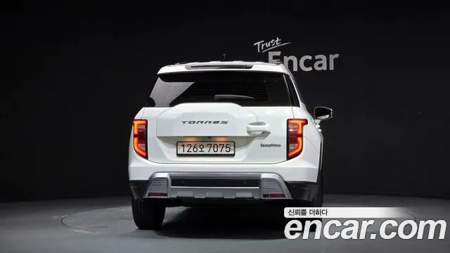 KGM Torres — Фото автомобиля 4