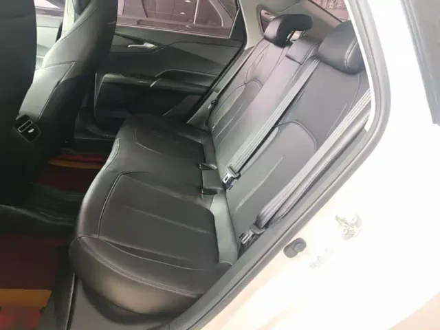 Changan Eado — Фото автомобиля 16