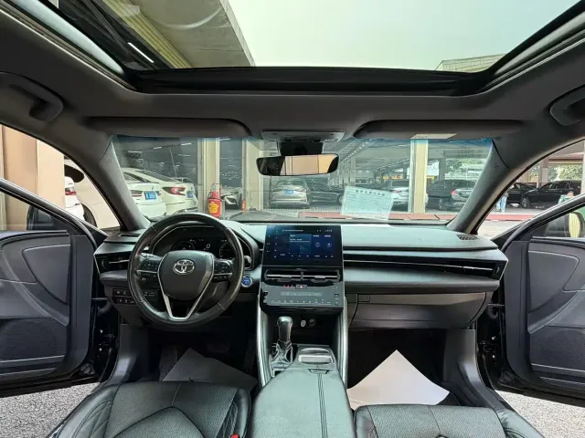 Toyota Avalon — Фото автомобиля 6