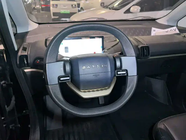 Baojun KiWi EV — Фото автомобиля 10
