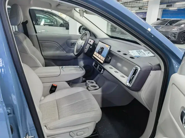 Leapmotor B10 — Фото автомобиля 7