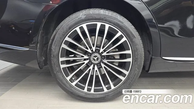 Mercedes-Benz S-Class S-класс W223 — Фото автомобиля 3