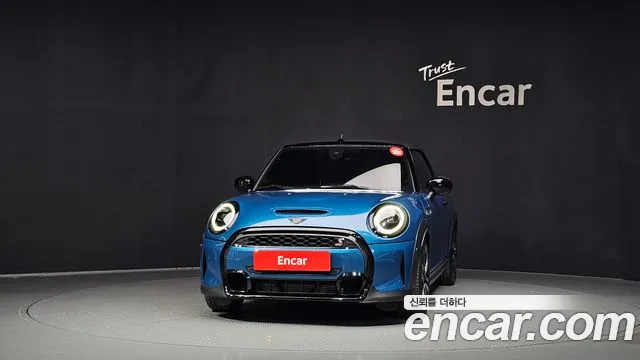 MINI Cooper Convertible — Фото автомобиля 3
