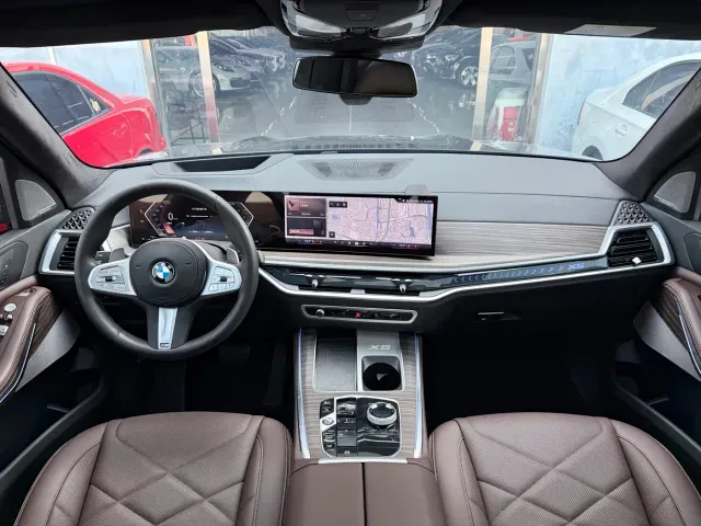 BMW X5 — Фото автомобиля 3