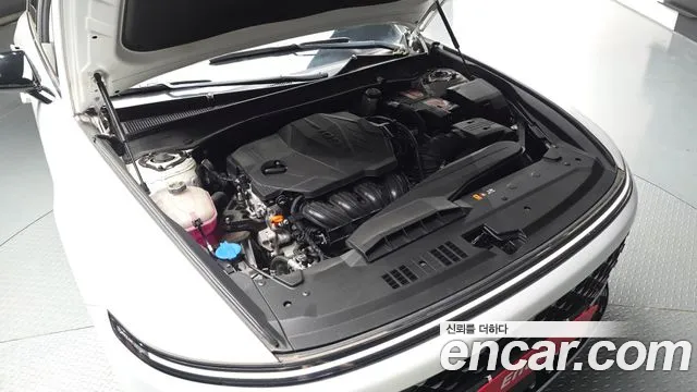 Hyundai Grandeur GN7 — Фото автомобиля 6