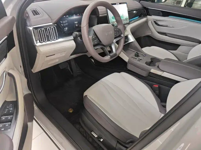 BYD Song PLUS — Фото автомобиля 14
