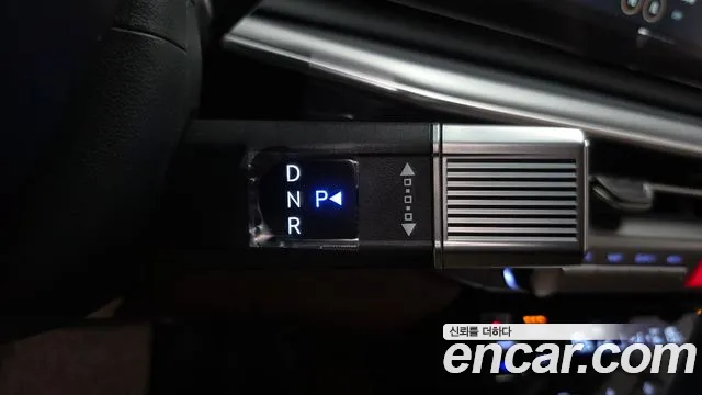 Hyundai Grandeur GN7 — Фото автомобиля 12