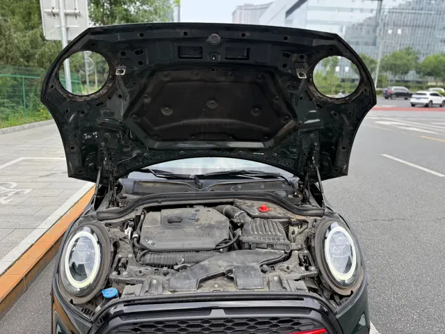 MINI John Cooper Works — Фото автомобиля 21