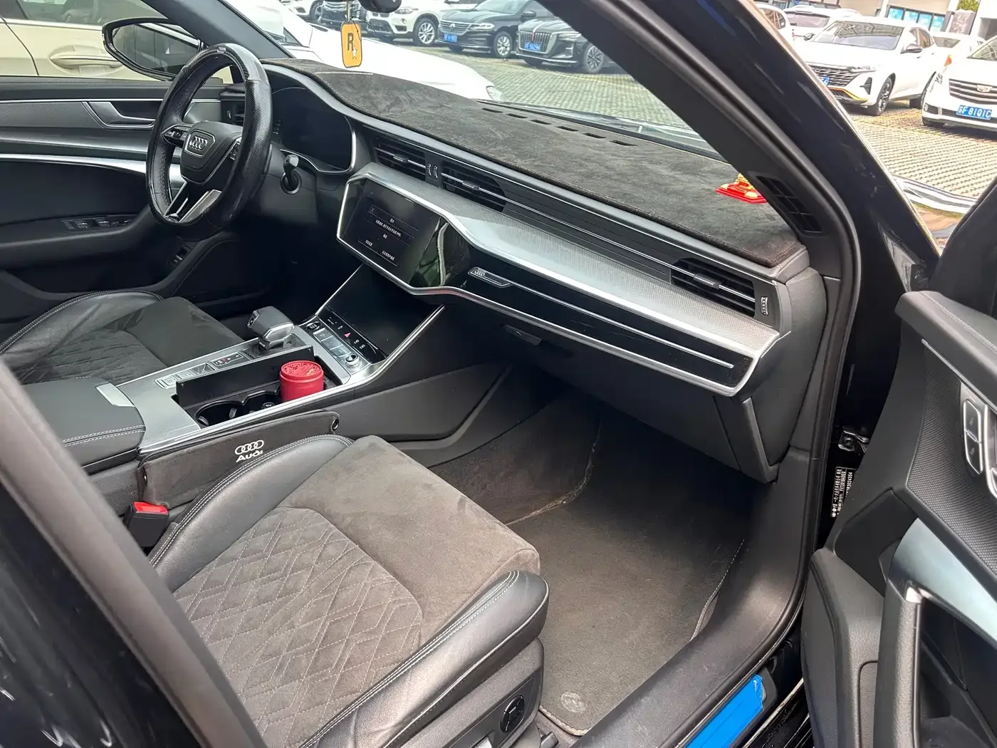 Audi Audi A6L 2024 45 TFSI Premium Elegance — Фото автомобиля 10