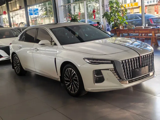 Hongqi H5 — Фото автомобиля 3