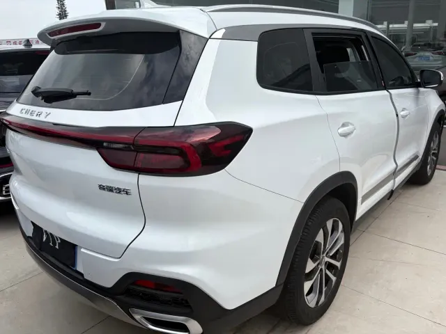 Chery Tiggo 8 — Фото автомобиля 17