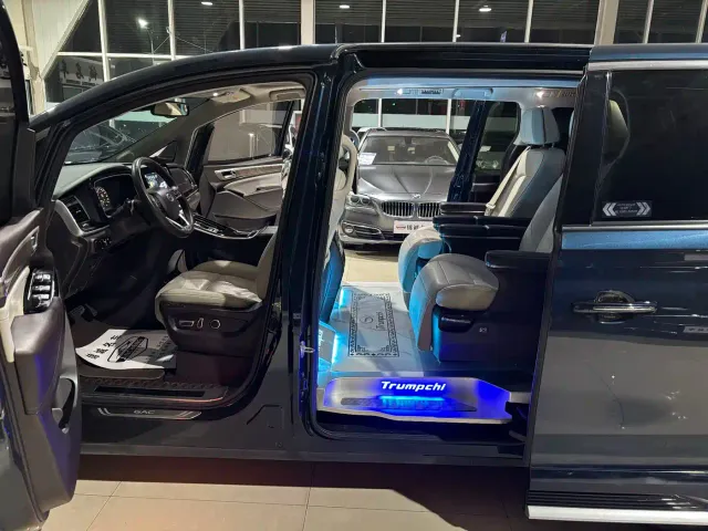 GAC Trumpchi M8 — Фото автомобиля 9