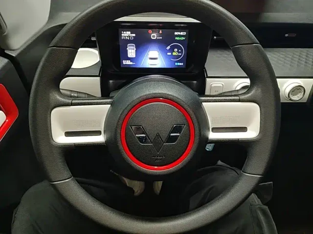 Wuling Hongguang Mini EV — Фото автомобиля 10