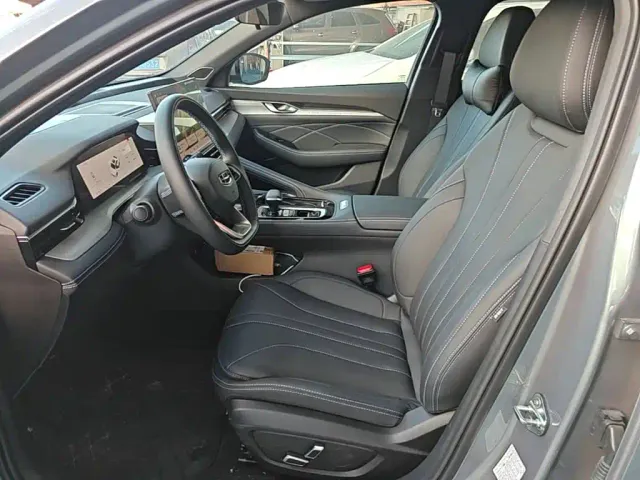 Geely Xingrui — Фото автомобиля 14