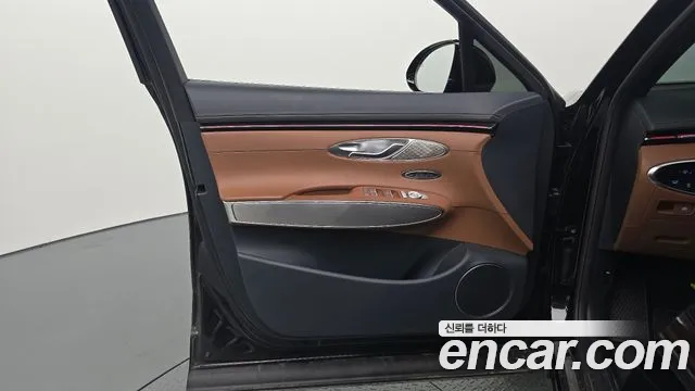 Genesis GV70 2.5T Бензин AWD — Фото автомобиля 22