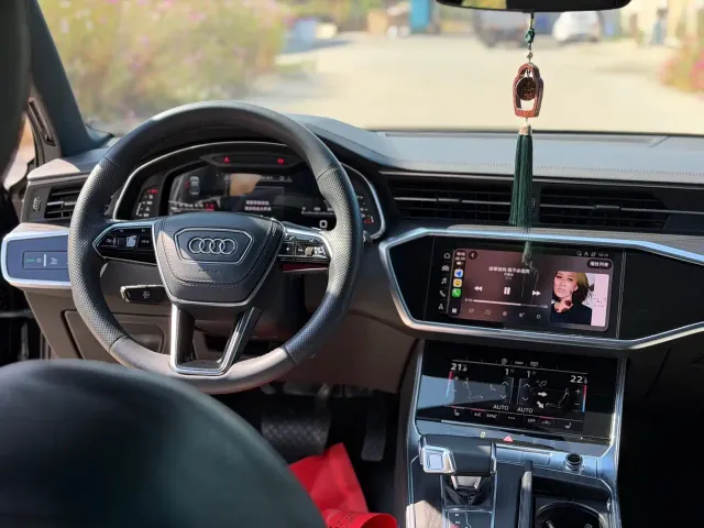 Audi A6L — Фото автомобиля 13