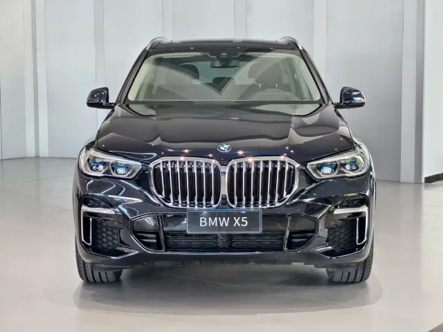 BMW X5 — Фото автомобиля 2