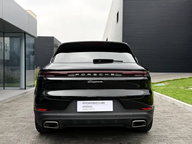 Porsche Cayenne — Фото автомобиля 5