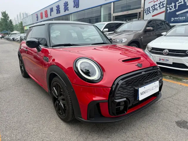 MINI Hatch — Фото автомобиля 3