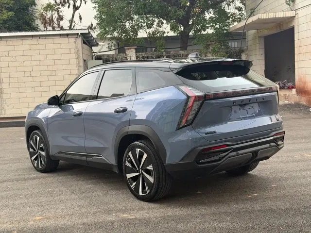 Geely Boyue L — Фото автомобиля 12