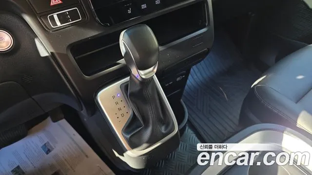Hyundai Staria — Фото автомобиля 12