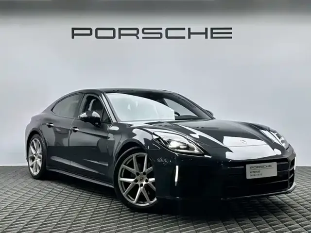 Porsche Panamera — Фото автомобиля 3