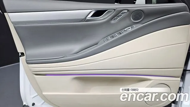 Genesis G80 Бензин 2.5 турбо AWD — Фото автомобиля 16