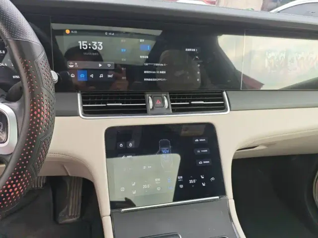 Li Auto ONE — Фото автомобиля 14