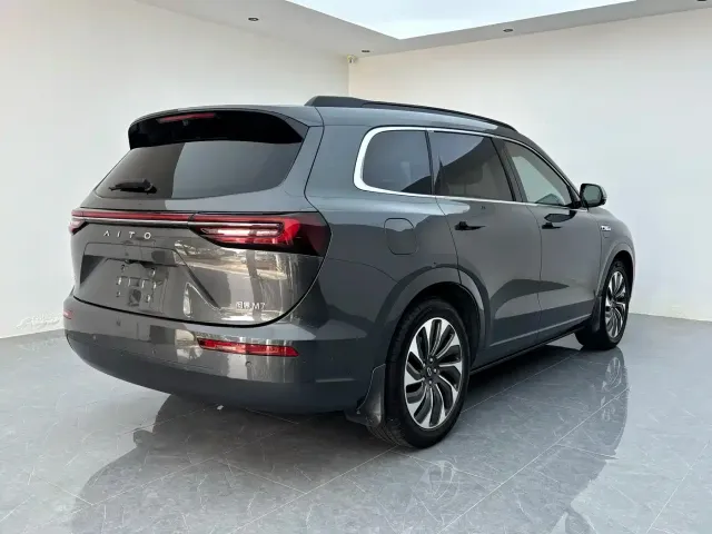 Aito M7 — Фото автомобиля 16