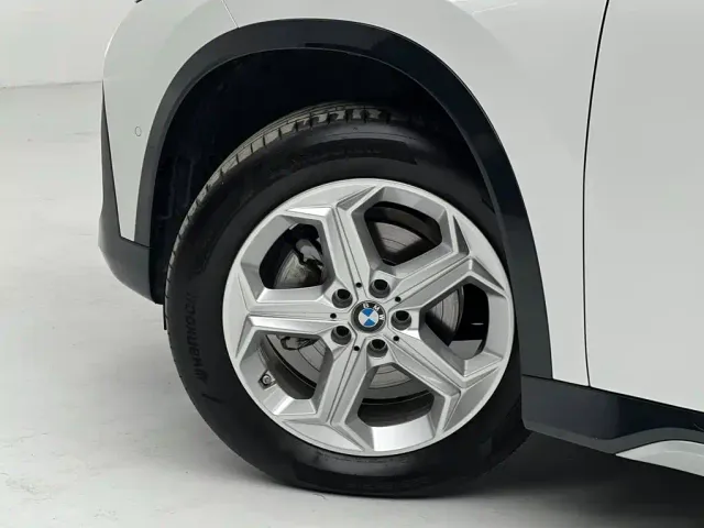 BMW X1 — Фото автомобиля 10