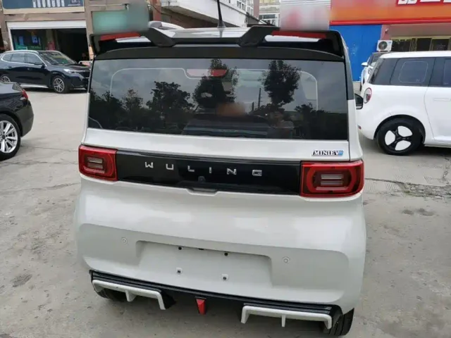 Wuling Hongguang Mini EV — Фото автомобиля 5