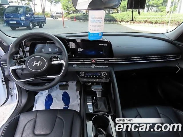 Hyundai Avante CN7 — Фото автомобиля 7