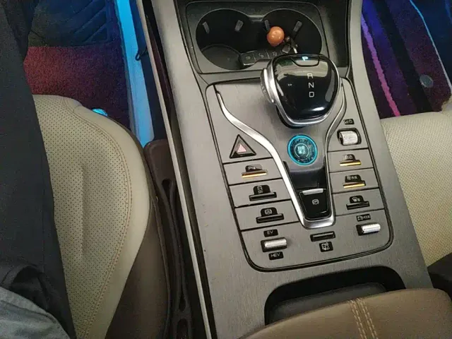 BYD Qin PLUS — Фото автомобиля 13