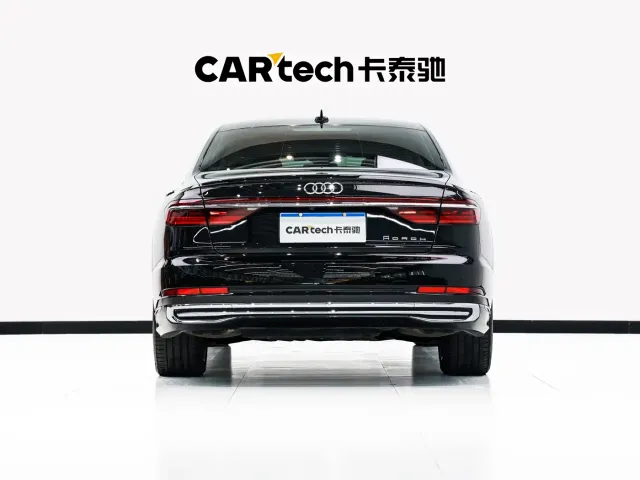 Audi A8 — Фото автомобиля 5