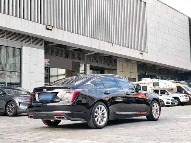 Cadillac CT5 — Фото автомобиля 8