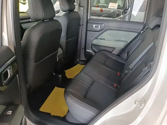 Baojun Yep Plus — Фото автомобиля 16