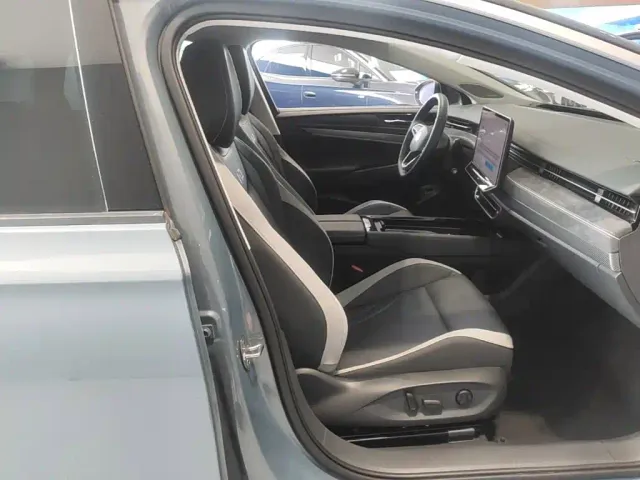 Volkswagen ID.7 Vizzion — Фото автомобиля 24