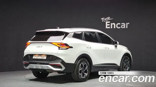 Kia Sportage Sportage 5-е поколение Дизель 2.0 2WD — Фото автомобиля 2