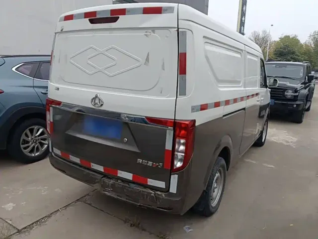 Changan Kuayue Kuayuexing V5 — Фото автомобиля 6