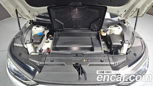 Kia EV6 — Фото автомобиля 9