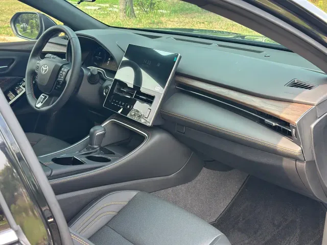 Toyota Avalon — Фото автомобиля 14