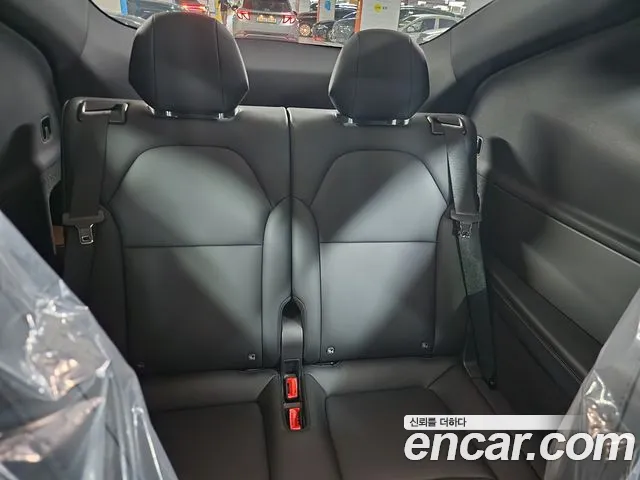 Tesla Model Y — Фото автомобиля 9