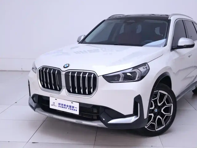 BMW X1 — Фото автомобиля 3