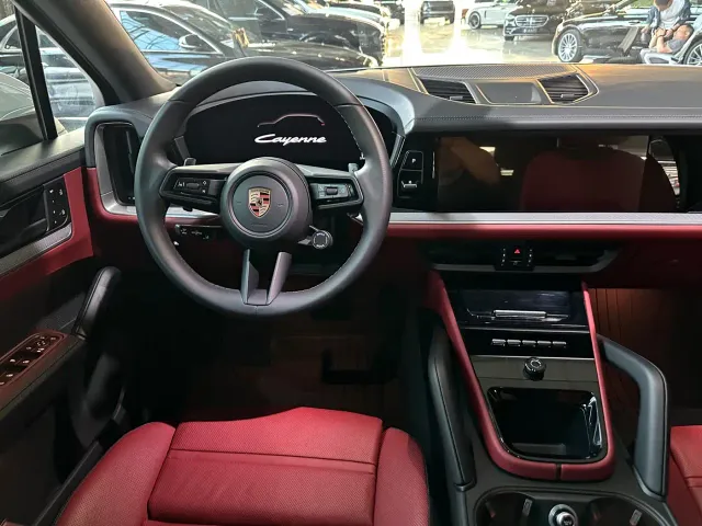 Porsche Cayenne — Фото автомобиля 15