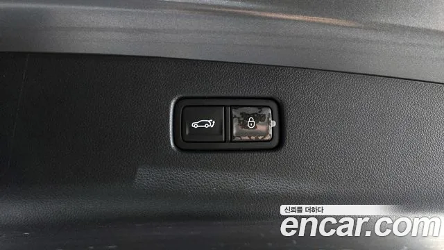 Genesis GV70 2.5T Бензин AWD — Фото автомобиля 18