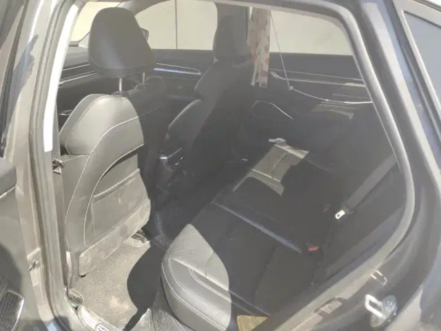 Geely Emgrand — Фото автомобиля 11