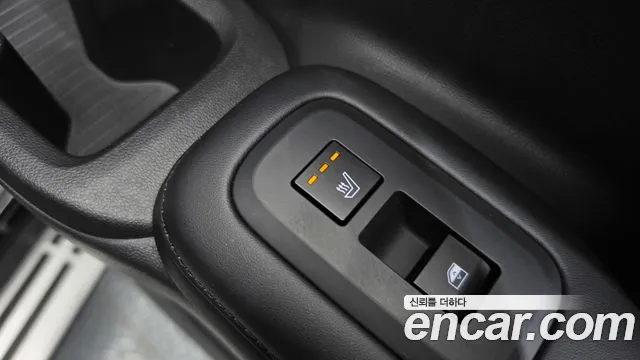 Hyundai Santa Fe — Фото автомобиля 24